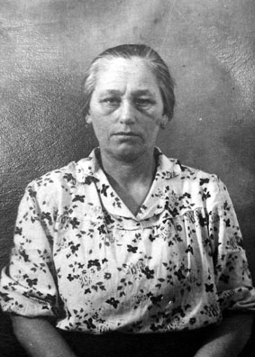 Бутэрус Наталья Филипповна (1906) tagil.jpg