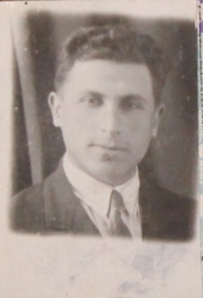 Файл:Бельдер Михаил Абрамович (1909).JPG