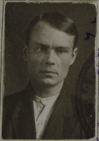 Файл:Пешехонов Михаил Ильич (1902).jpg