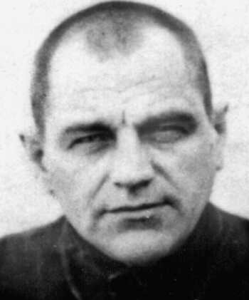 Файл:Логинов Петр Степанович (1894).jpg