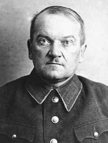 Файл:Левандовский Михаил Карлович (1890).jpg