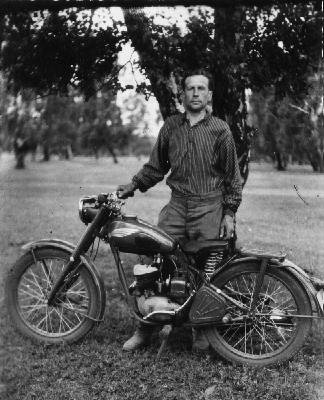 Лежнев Василий Иванович - мотоциклист на пенсии