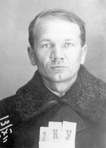 Файл:Кузнецов Иван Васильевич (1893).jpg