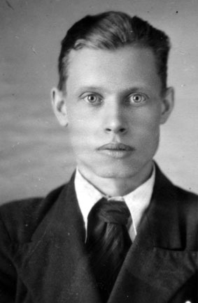Центнер Оскар Корнеевич (1923) tagil.jpg