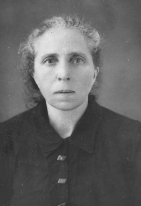 Эккерт Елизавета Освальдовна (1910) tagil.jpg