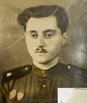 Файл:Шнайдер Иосиф Александрович (1927).png