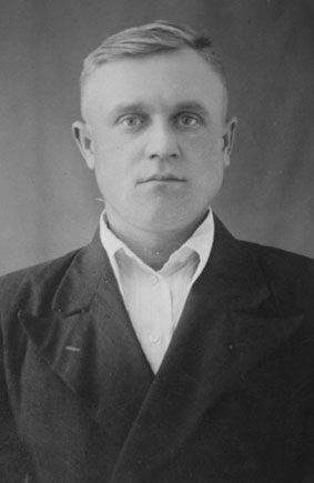Кениг Альберт Фридрихович (1923) tagil.jpg