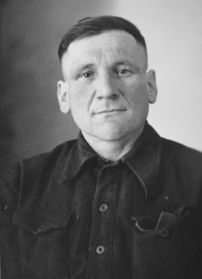 Паслер Эмиль Эбергардович (1910) tagil.jpg