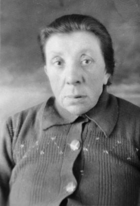 Кальва Эмилия Андреевна (1911) tagil.jpg
