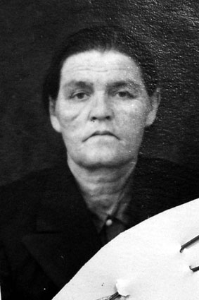 Бухгамер Екатерина Андреевна (1898) tagil.jpg