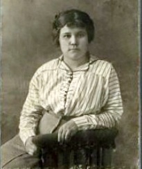 Фомина Валентина Петровна (1898).jpg