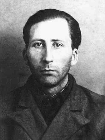 Файл:Платайс Карл Эдуардович (1907).jpg