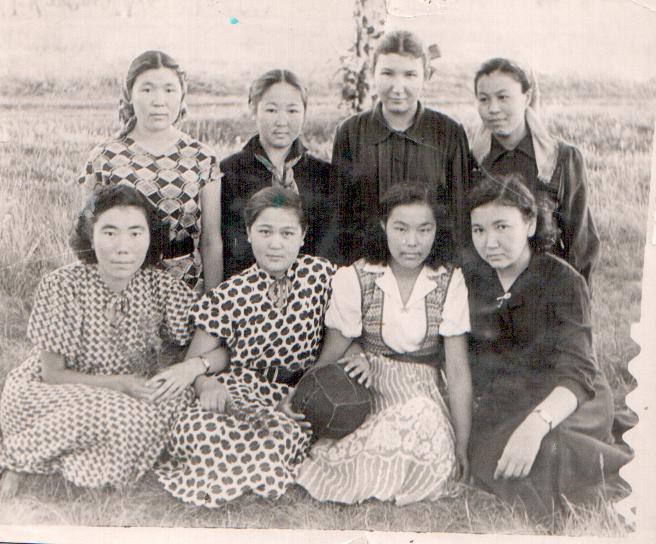 Файл:Подруги 2.jpg