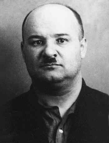 Файл:Каржев Степан Ильич (1895).jpg