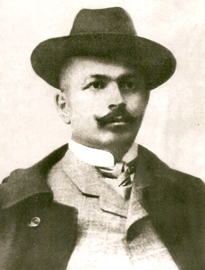 Бутаев Асламбек Саввич (1880).jpg