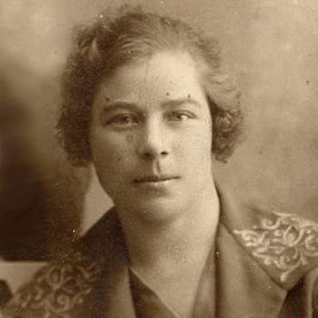 Файл:Галанинская Юлия Константиновна (1901).jpg