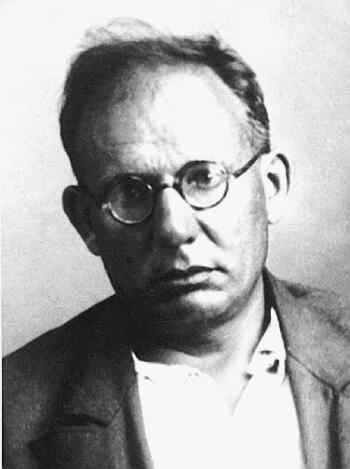 Файл:Правдухин Валериан Павлович (1892).jpg