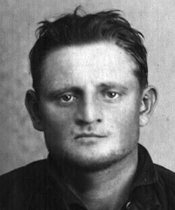 Файл:Борисов Александр Трофимович (1910).jpg