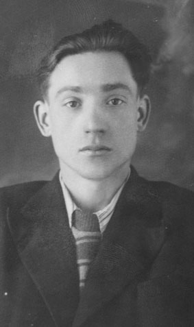 Беер Виктор Кондратьевич (1928) tagil.jpg