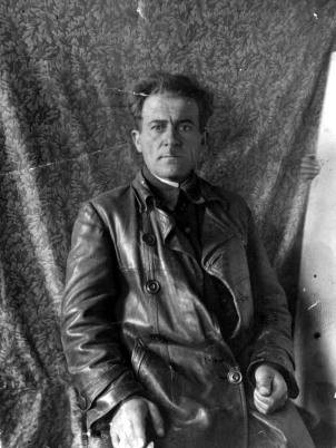 Файл:Антипин Андрей Васильевич (1908) 1.jpg