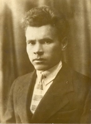 Зубов Андрей Никифорович (1899).jpg