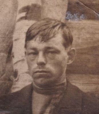 Файл:Петров Иван Игнатьевич (1900).jpg