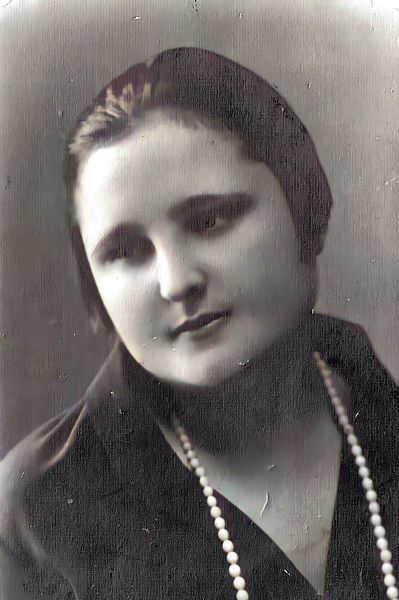 Файл:Белая Нина Михайловна.jpg