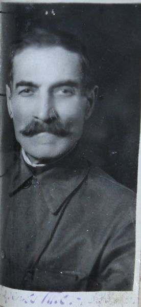 Файл:Бондаренко Тимофей Сергеевич (1883).JPG