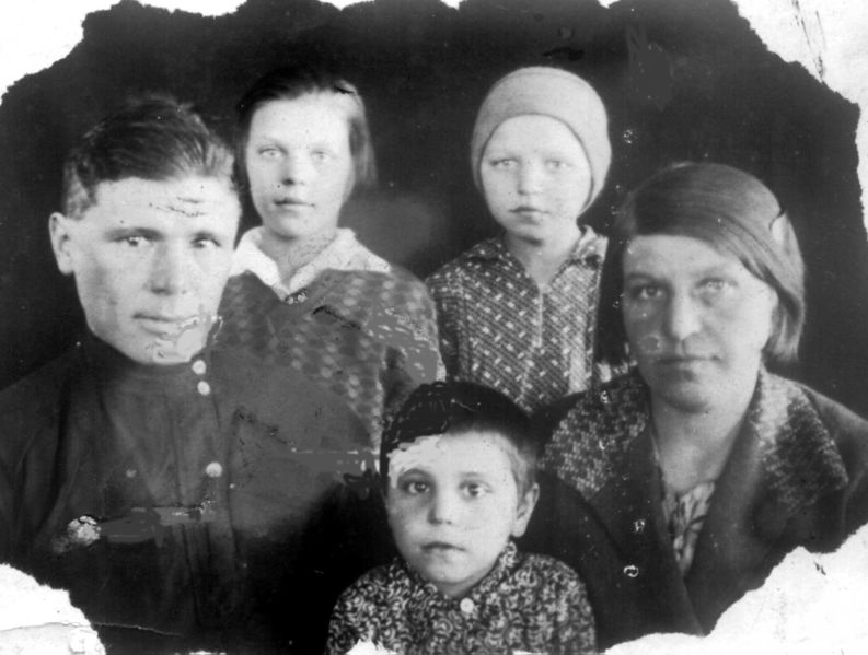 Файл:Пермяков Василий Иннокентьевич (1905) 1.jpg