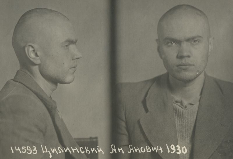 Файл:Цилинский Ян Янович (1930).jpg