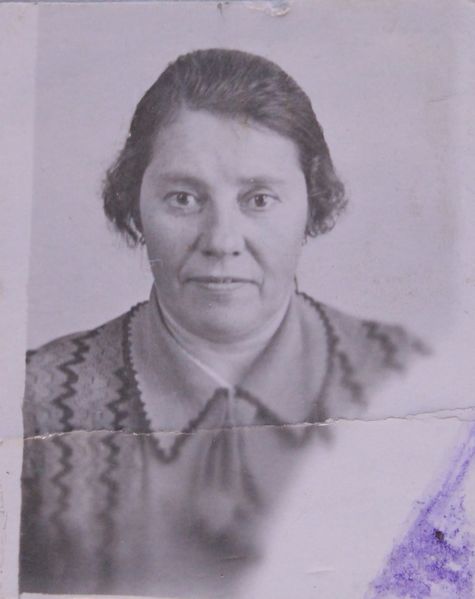 Файл:Махова Вера Наумовна (1897).JPG