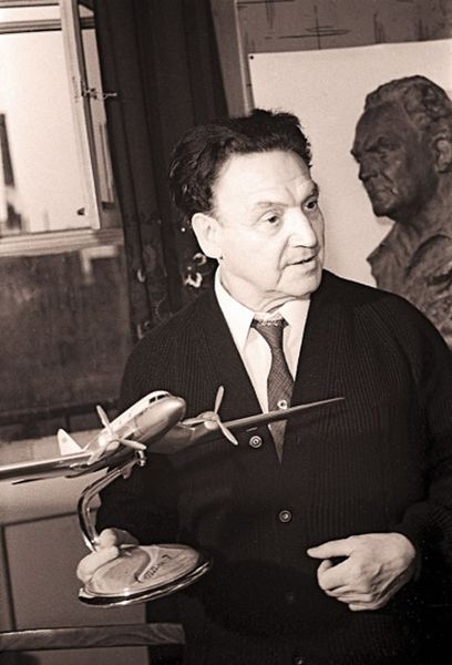 Файл:Бартини Роберт Людвигович (1897).jpg