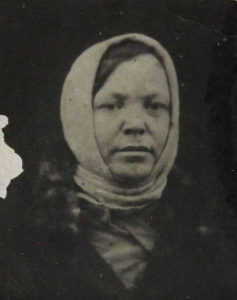 Файл:Моргунова Акулина Ефимовна (1901).JPG