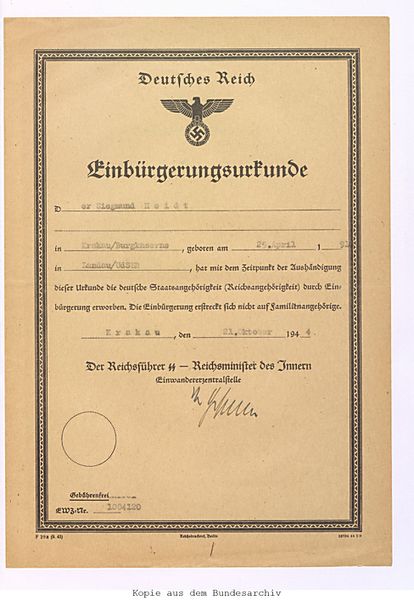 Файл:008 Einbürgerungsurkunde Siegmund Heidt.jpg