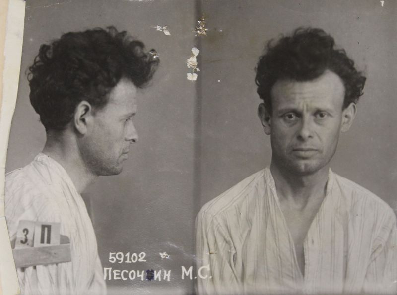 Файл:Песочин Матвей Семенович (1898).JPG