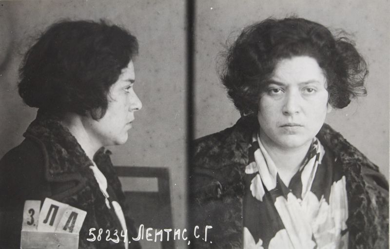 Файл:Лейтес Софья Глебовна (1910).jpg