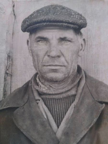 Файл:Алтынбаев Мукаддяс Абдулович (1923).jpg