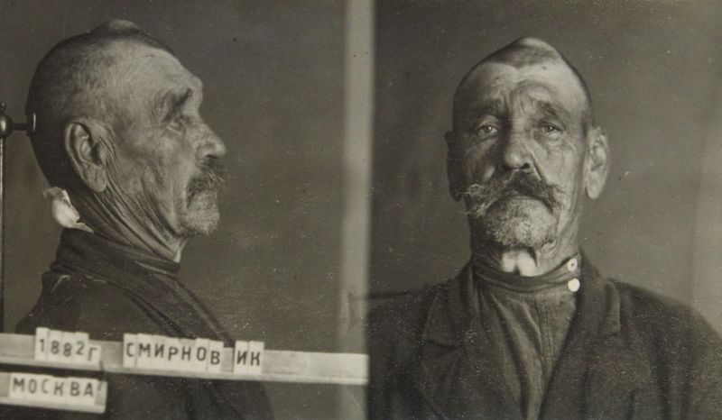 Файл:Смирнов Иван Кузьмич (1882).JPG