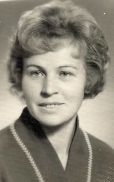 Файл:Гриб Елена Игнатьевна (1934).jpg