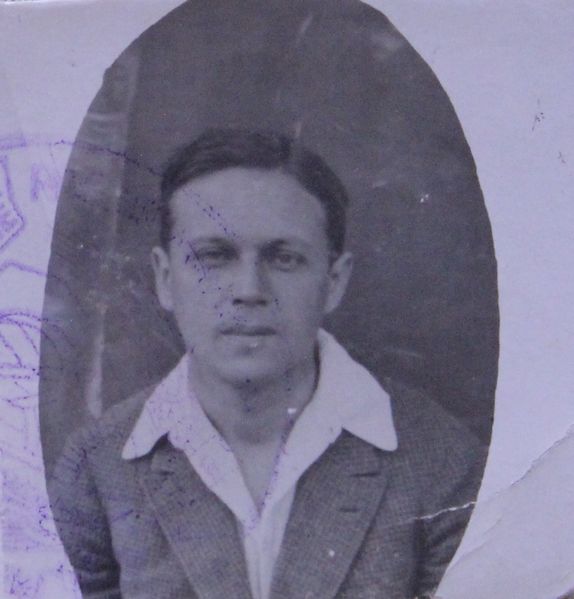 Файл:Бронштейн Исай Евсеевич (1896).JPG