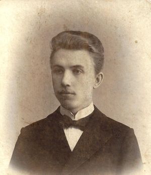 Лазорин Иван Романович (1882).jpg