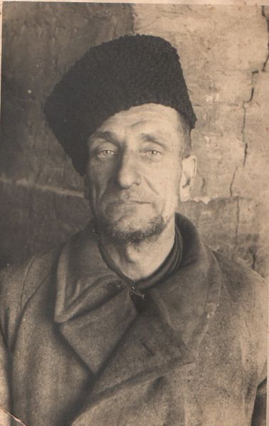 Файл:Дед Иван.jpg