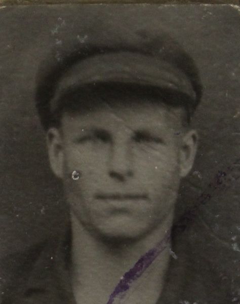 Файл:Громов Александр Васильевич (1912).JPG