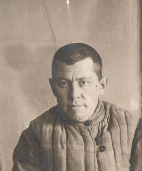 Файл:Головченко И.С., депутат Новороссийского горсовета, инструктор горкома партии, репрессирован в 1938г., отец Головченко Н.И..jpg