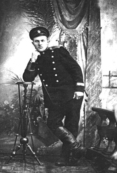 Файл:Солдатов Иван Иванович (1892).jpg