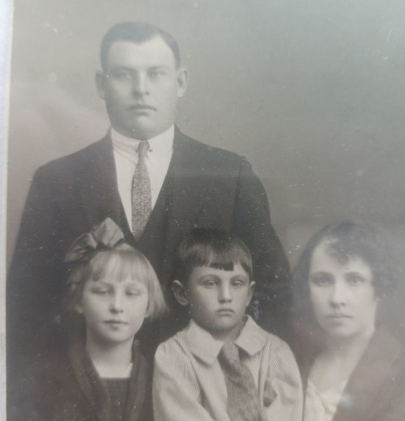 Файл:Слугинов Иннокентий Иванович (1899).jpg