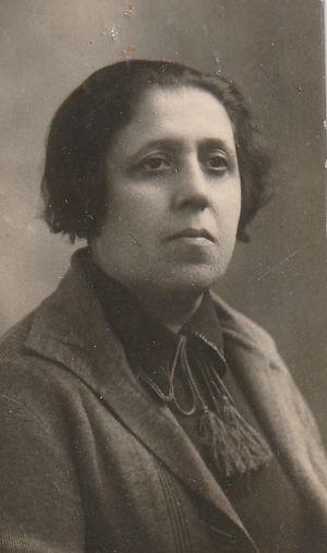 Анна Лимоне.jpg