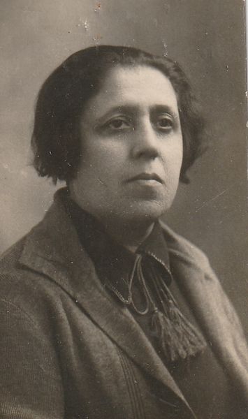 Файл:Анна Лимоне.jpg