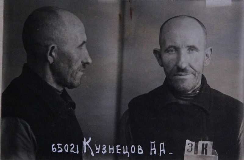 Файл:Кузнецов Арсений Александрович (1893).JPG