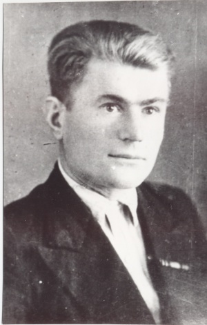 Бирюков Михаил Кузьмич (1915).jpg